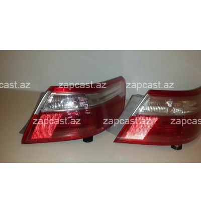 Toyota Camry 2006-2011 stop sağ krılo 8155133360